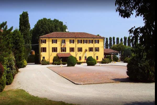 Hotel Antico Casale Vigarano Mainarda Exteriér fotografie